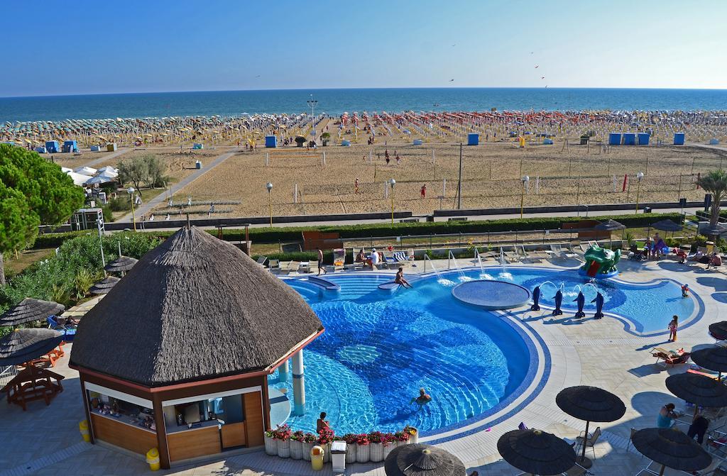 Ashanti Aparthotel Wellness&Spa Бибионе Экстерьер фото